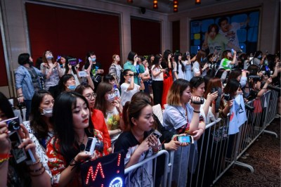 韩团Winner成员南太铉宋闵浩接中国代言