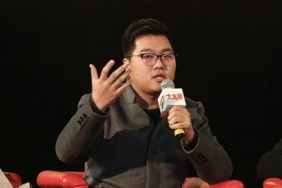 《我在故宫修文物》上海千人首映一票难求