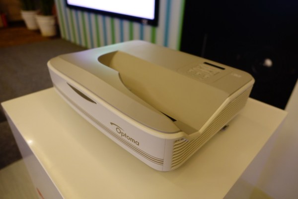 奥图码激光电视新品LC2 & LCT110实拍