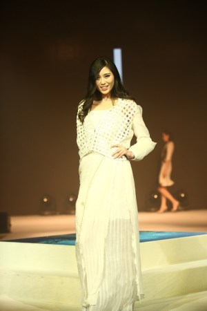 吉承翅膀来走秀 华谊时尚打造尚游理念